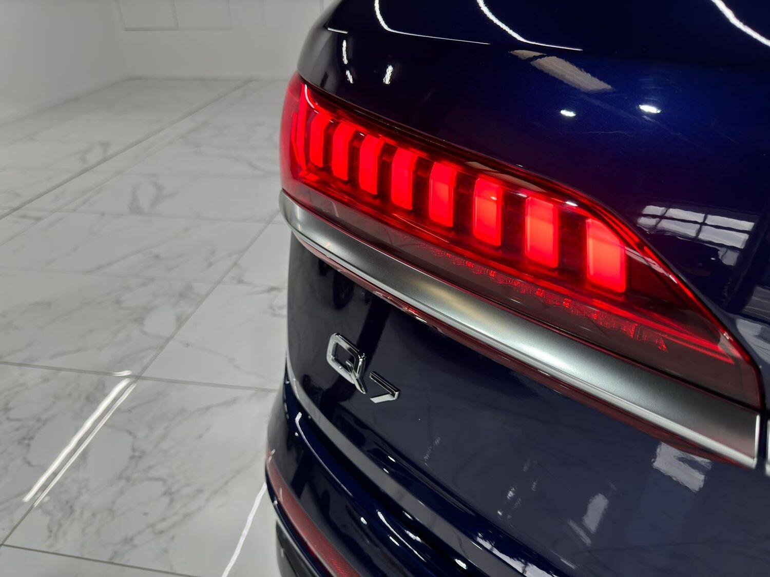 Used Audi Q7 2020 for sale - 76497456: Photo 16