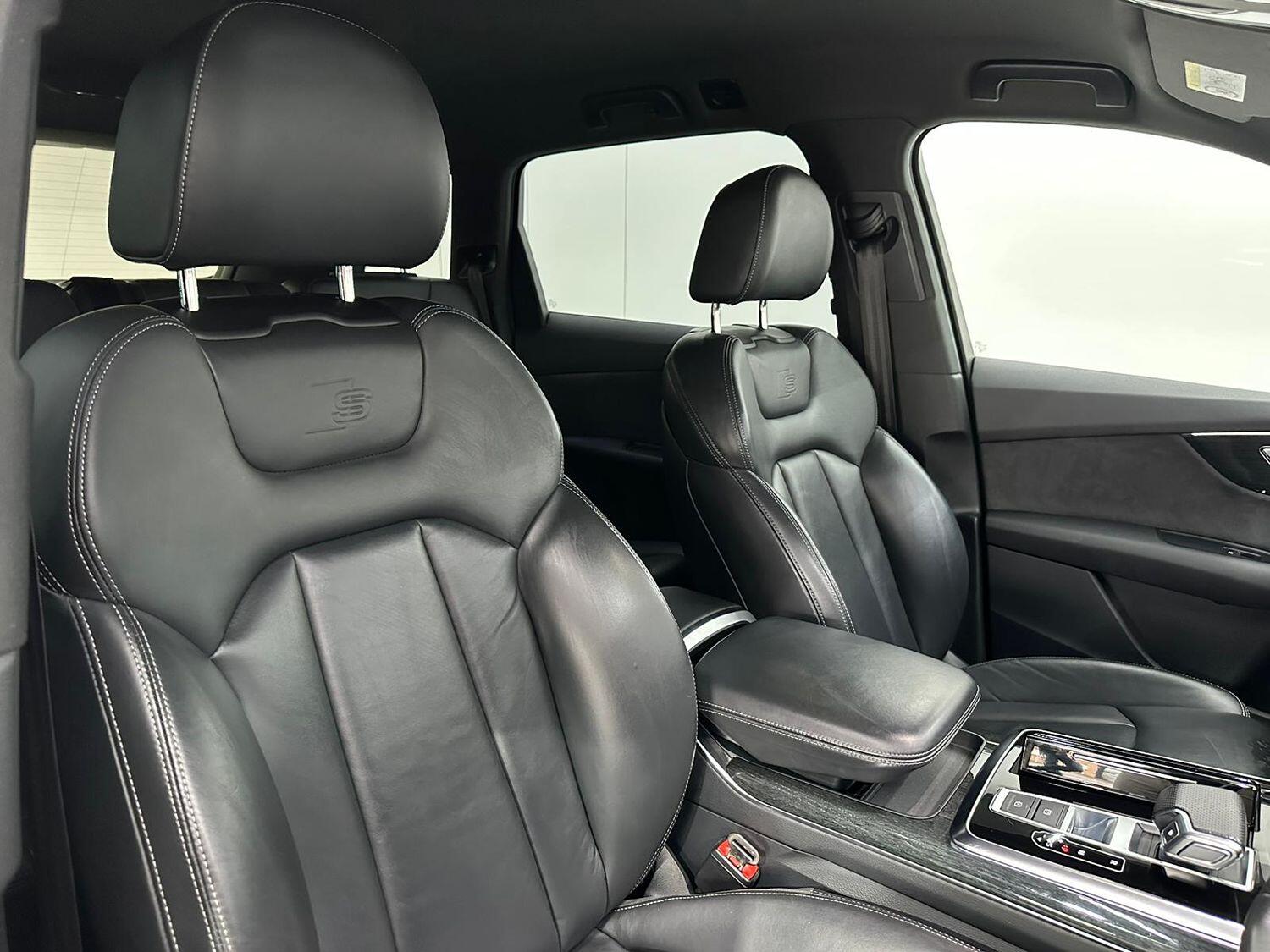 Used Audi Q7 2020 for sale - 76497456: Photo 30
