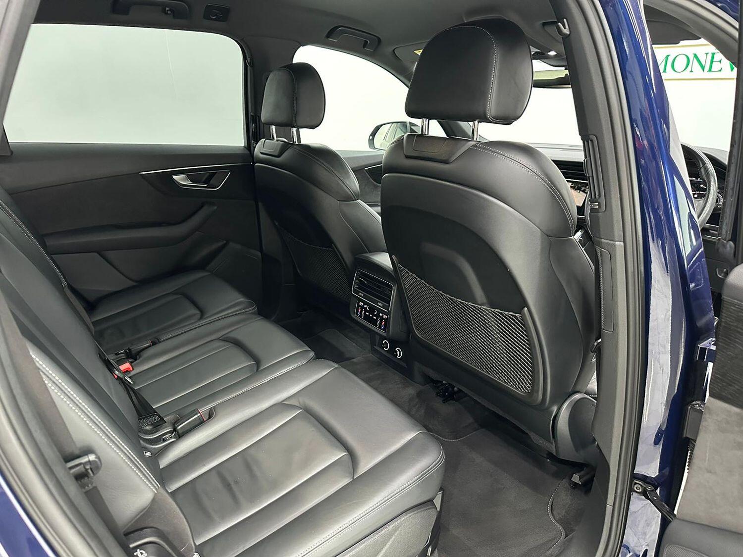 Used Audi Q7 2020 for sale - 76497456: Photo 40