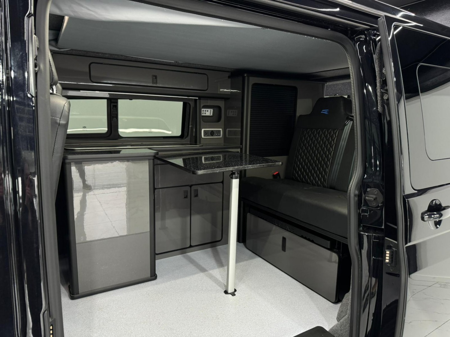 Used Volkswagen Transporter 2022 for sale - 77610073: Photo 30