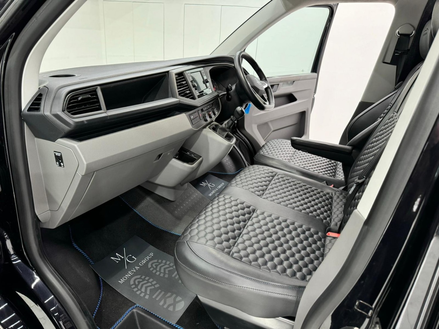 Used Volkswagen Transporter 2022 for sale - 77610073: Photo 33