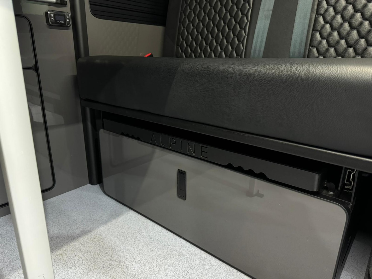 Used Volkswagen Transporter 2022 for sale - 77610073: Photo 36