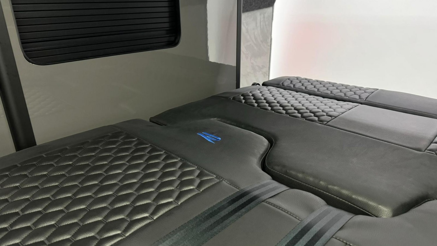 Used Volkswagen Transporter 2022 for sale - 77610073: Photo 46