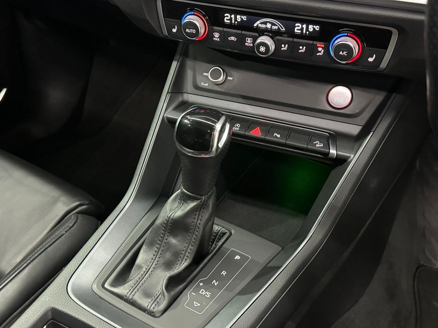 Used Audi RS Q3 2020 for sale - 76884836: Photo 48