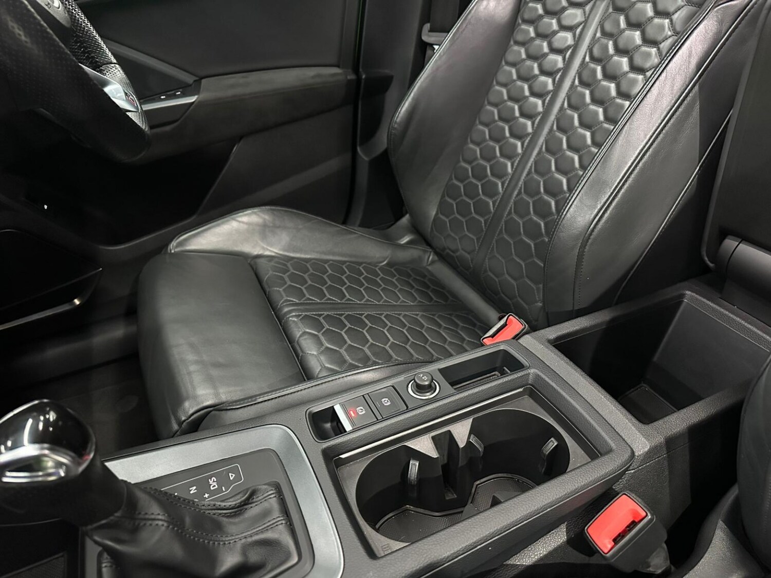 Used Audi RS Q3 2020 for sale - 76884836: Photo 49