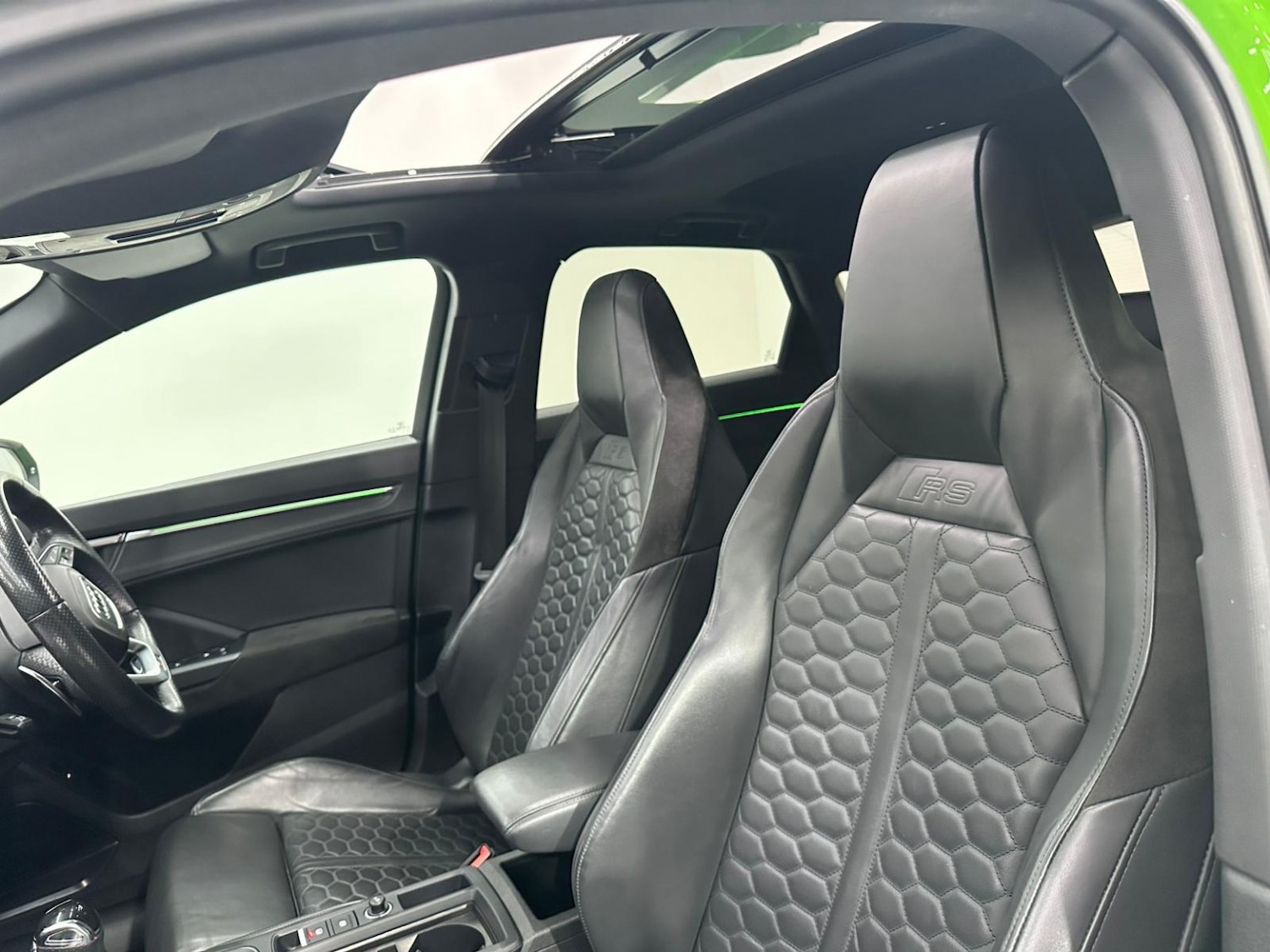 Used Audi RS Q3 2020 for sale - 76884836: Photo 7