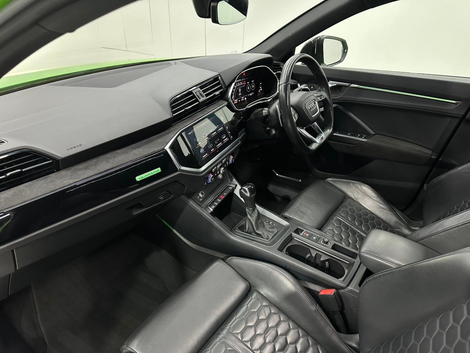 Used Audi RS Q3 2020 for sale - 76884836: Photo 8