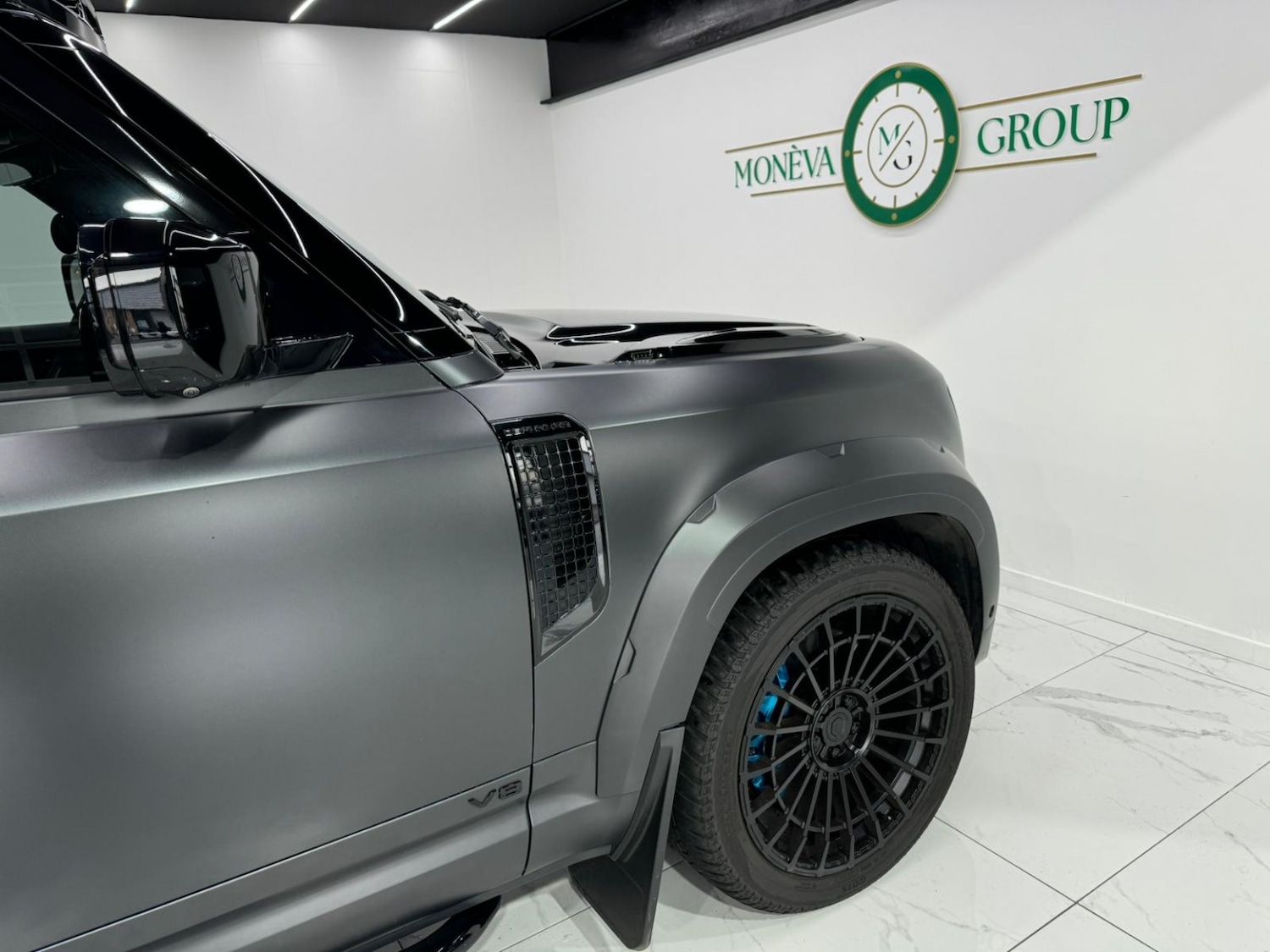 Used Land Rover Defender 90 2021 for sale - 77729551: Photo 11