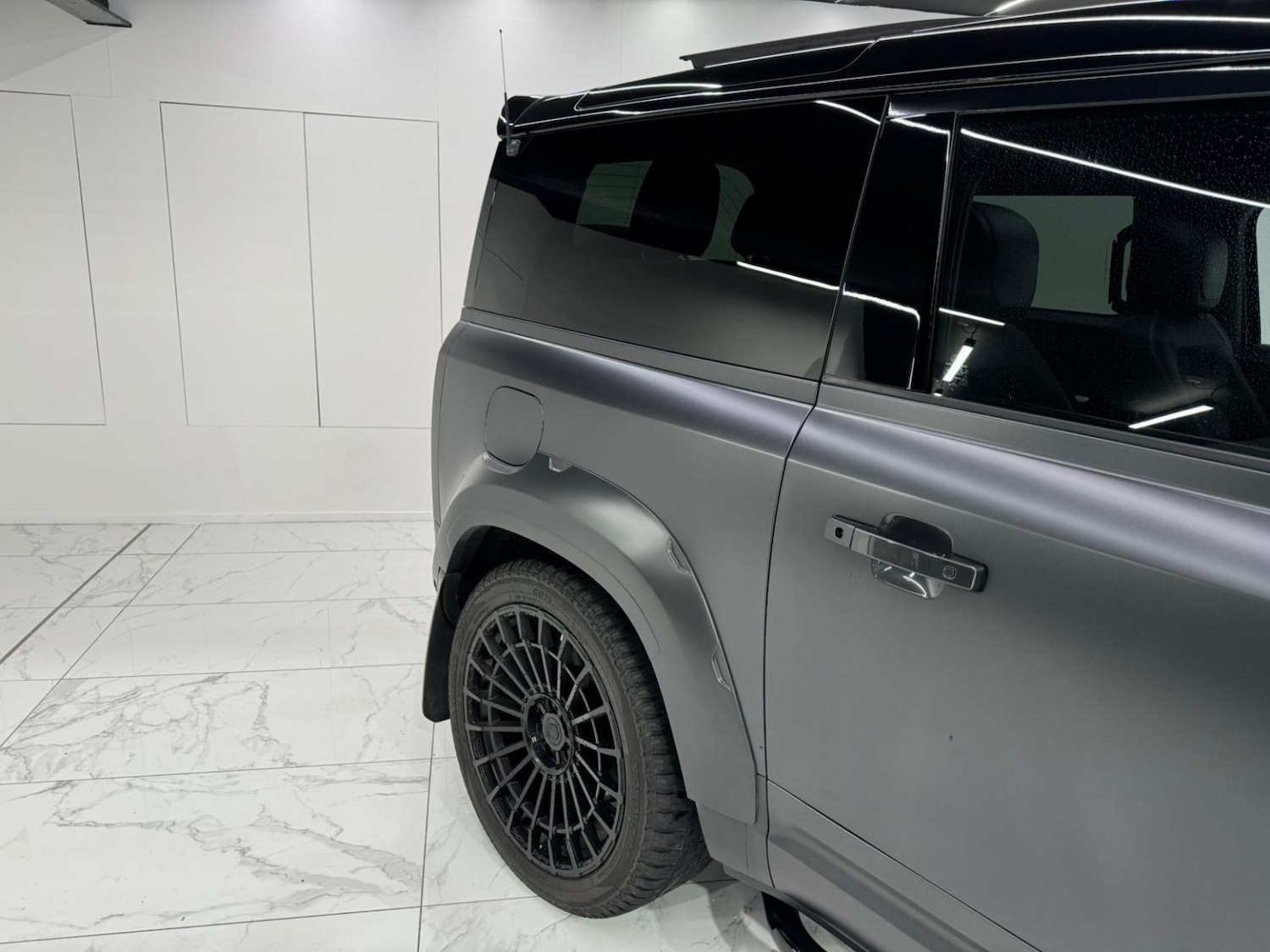 Used Land Rover Defender 90 2021 for sale - 77729551: Photo 18