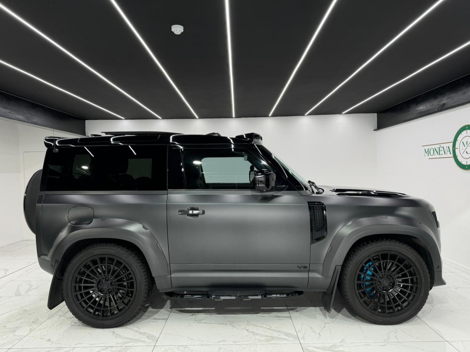 Used Land Rover Defender 90 2021 for sale - 77729551: Photo 3