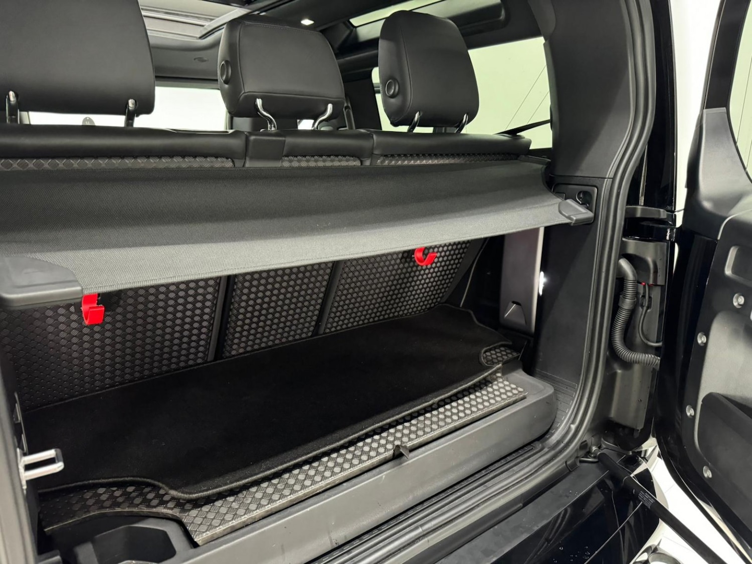 Used Land Rover Defender 90 2021 for sale - 77729551: Photo 46