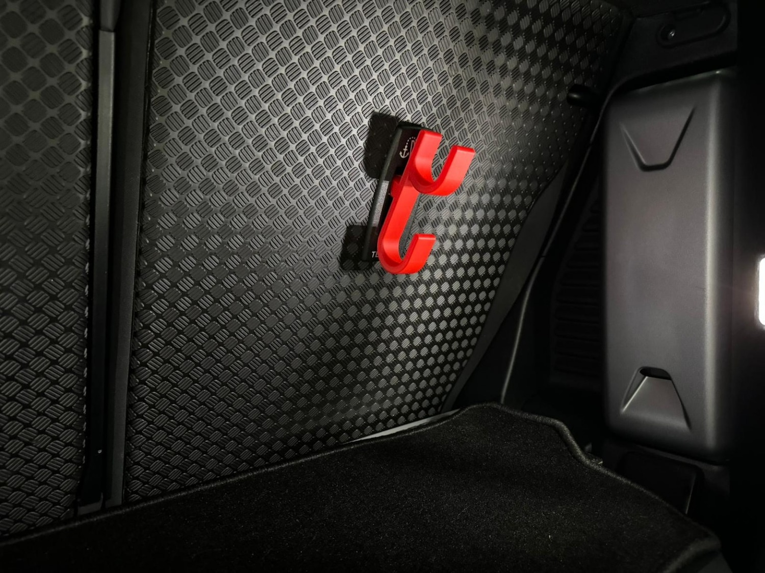 Used Land Rover Defender 90 2021 for sale - 77729551: Photo 47