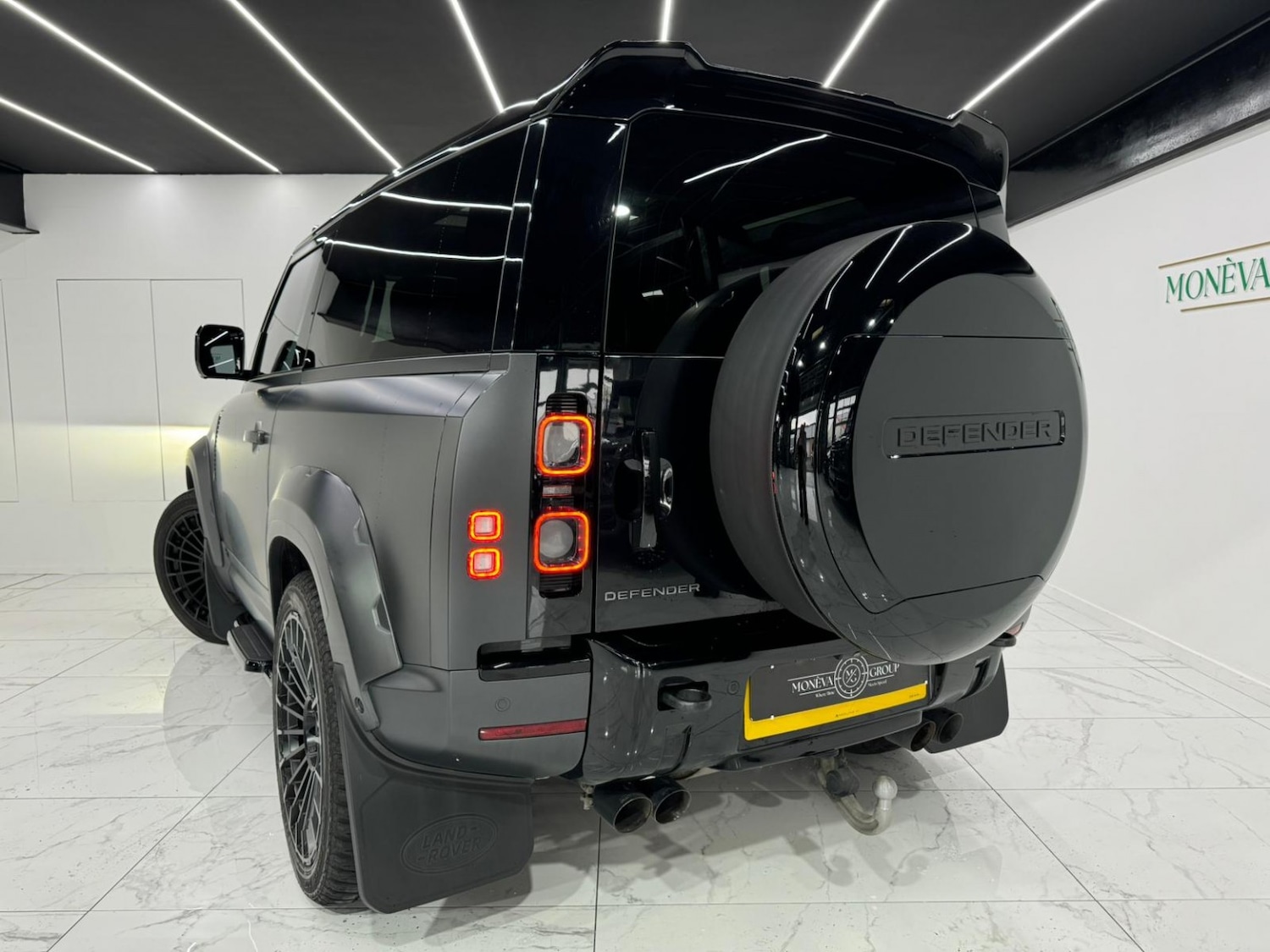 Used Land Rover Defender 90 2021 for sale - 77729551: Photo 5