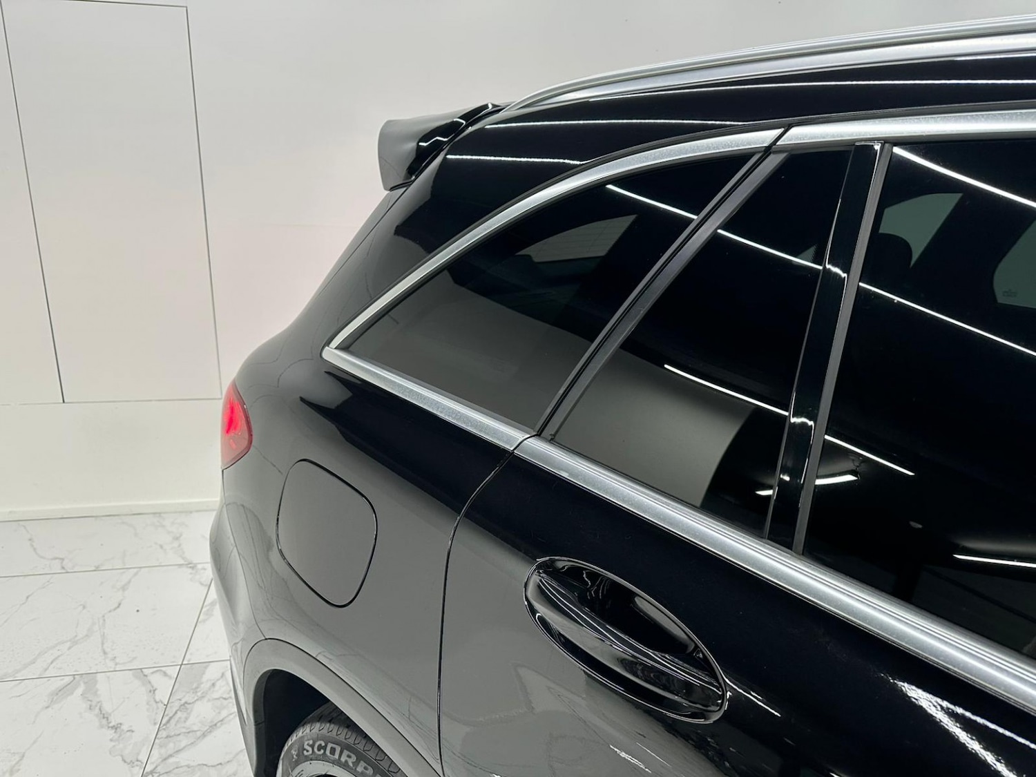 Used Mercedes-Benz GLC 2021 for sale - 76631473: Photo 32