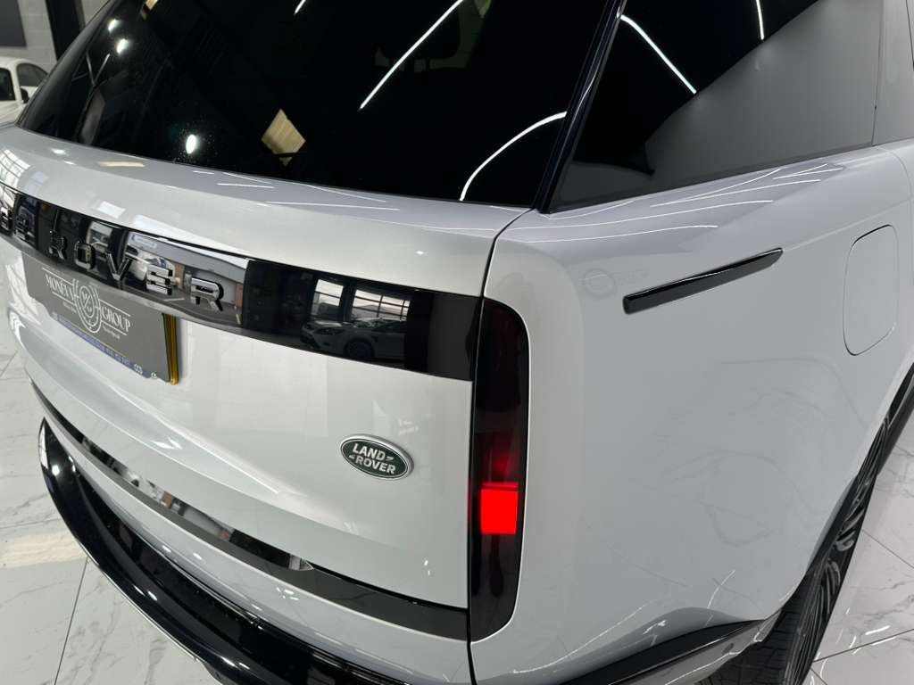 Used Land Rover Range Rover 2023 for sale - 76387360: Photo 12