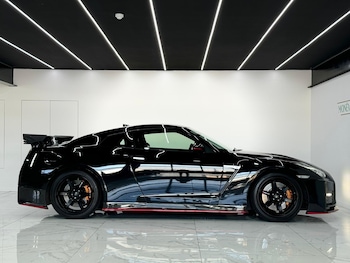 Used Nissan GT-R 2016 for sale - 78758690: Photo