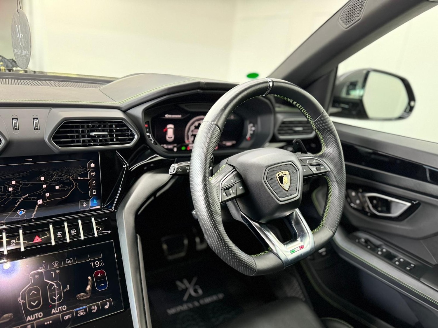 Used Lamborghini Urus 2021 for sale - 78155366: Photo 10