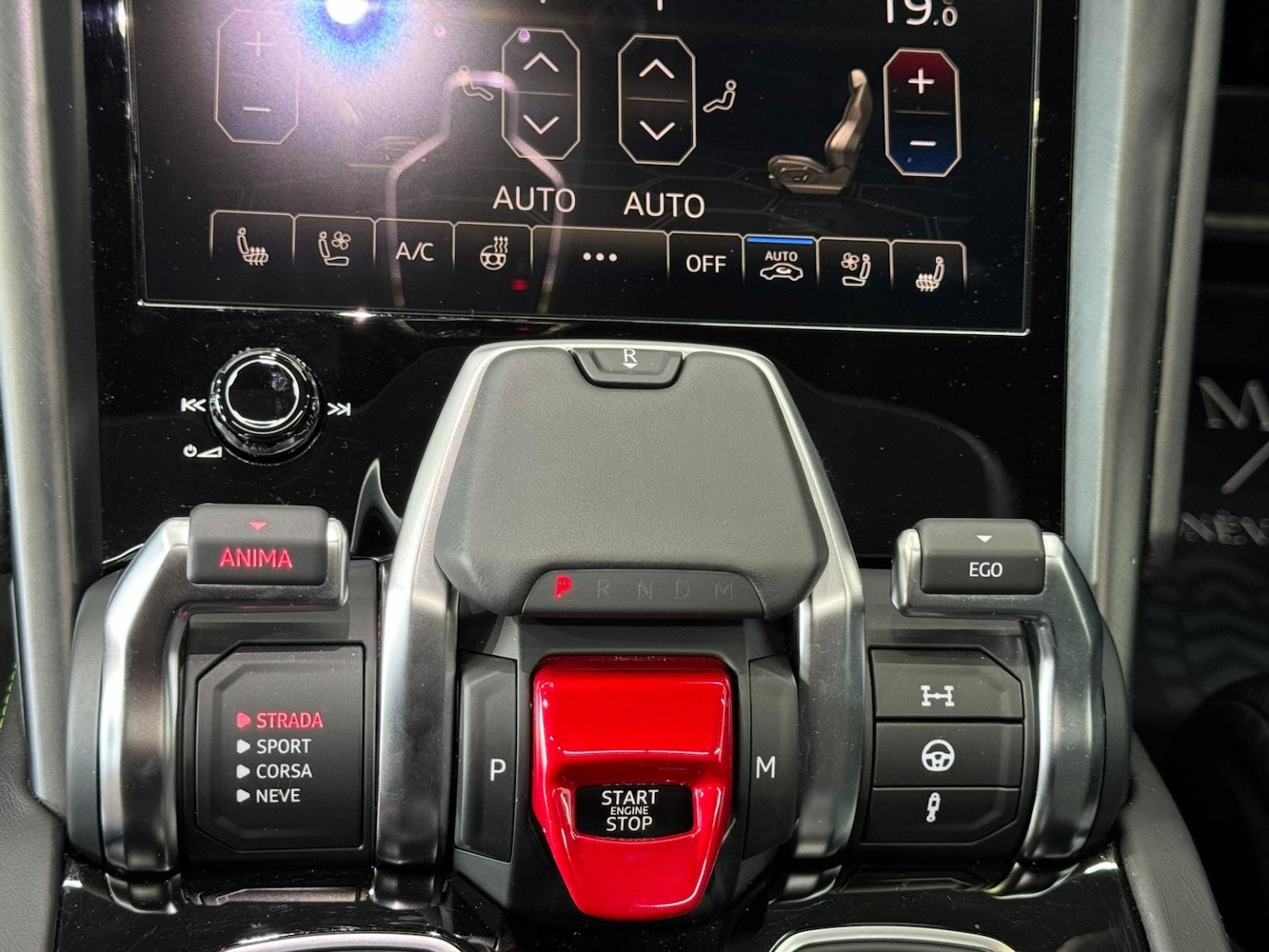 Used Lamborghini Urus 2021 for sale - 78155366: Photo 33