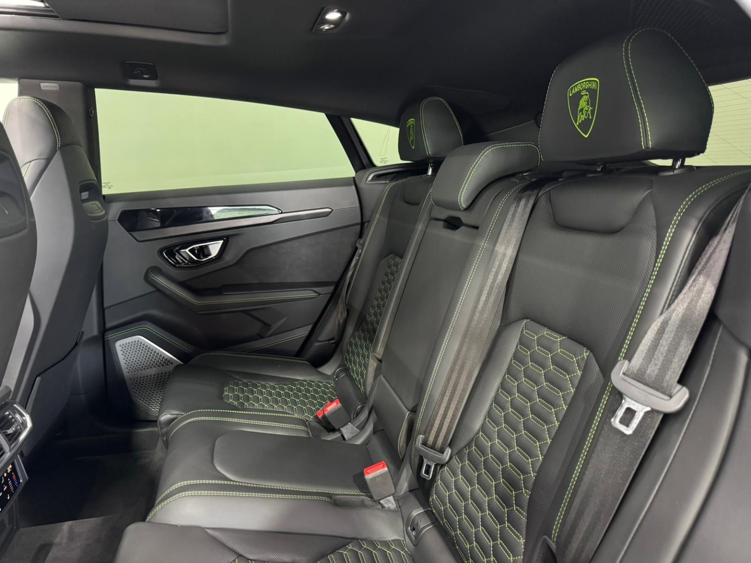 Used Lamborghini Urus 2021 for sale - 78155366: Photo 47