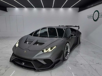 2015 - 5.2 V10 LP 610-4 2-Door