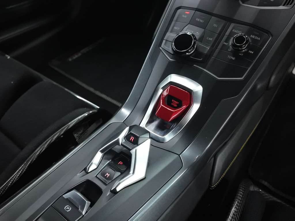 Used Lamborghini Huracan 2015 for sale - 76769636: Photo 35