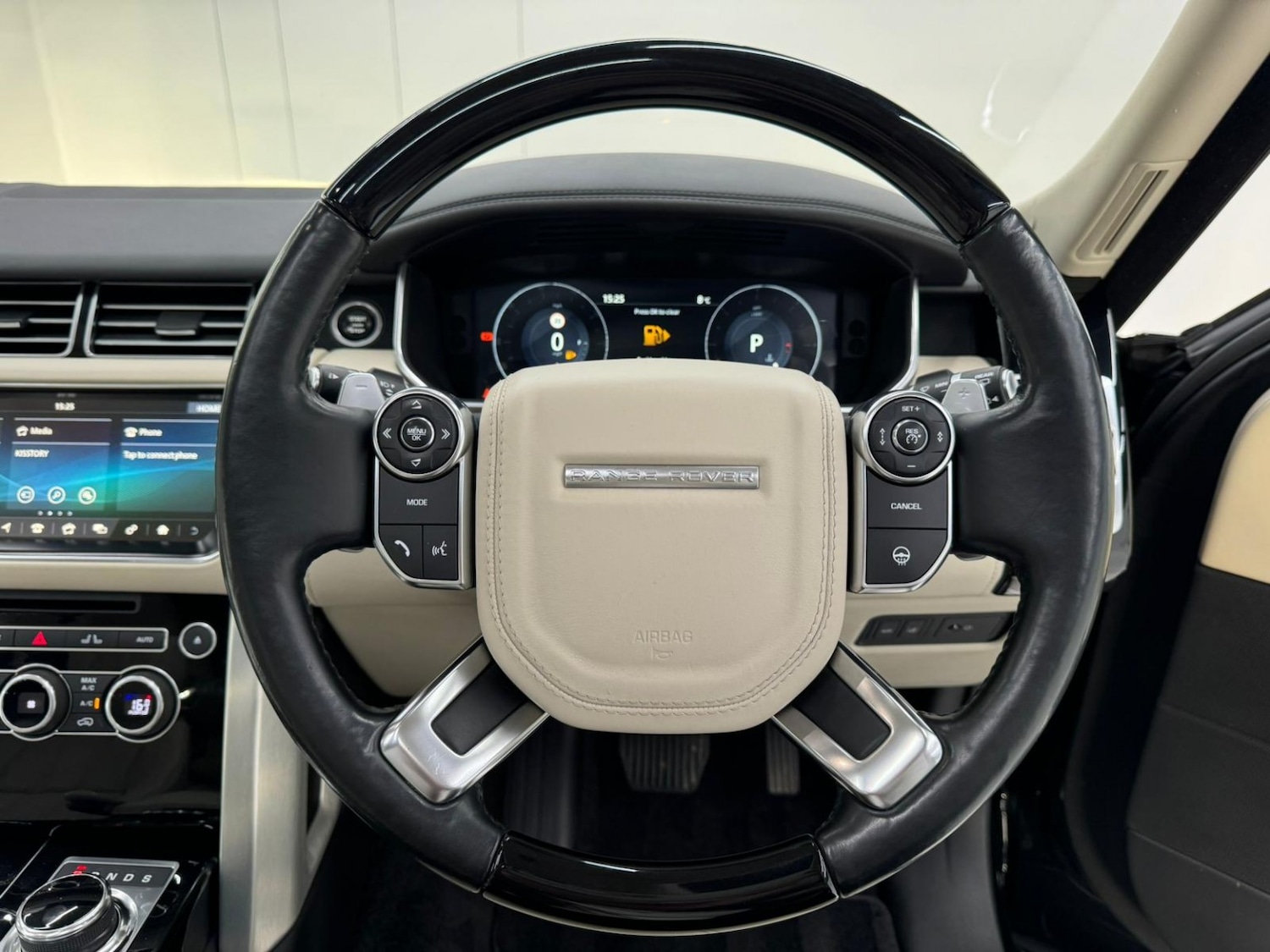 Used Land Rover Range Rover 2017 for sale - 77572818: Photo 10