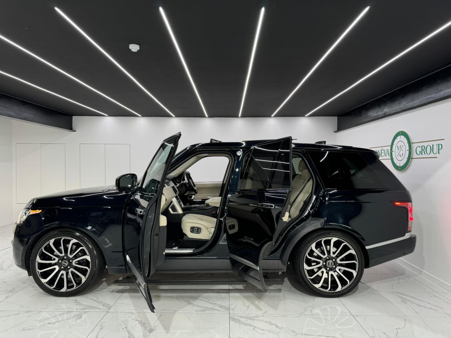 Used Land Rover Range Rover 2017 for sale - 77572818: Photo 11