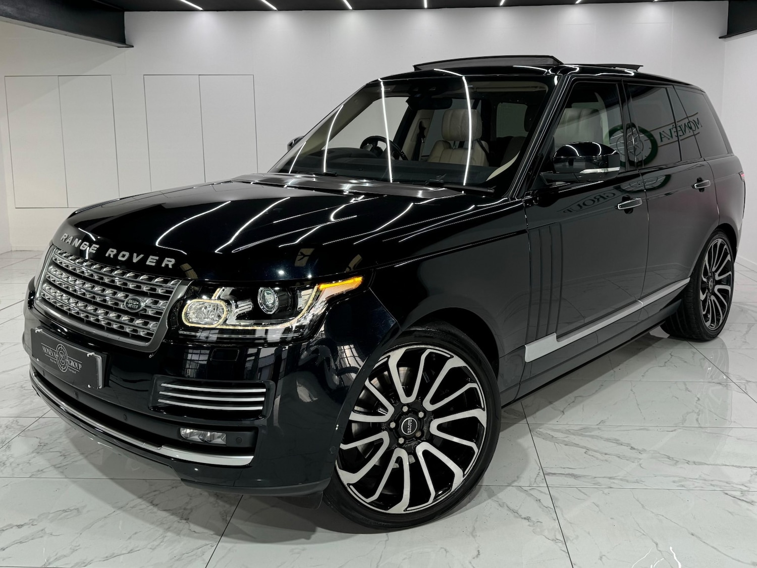 Used Land Rover Range Rover 2017 for sale - 77572818: Photo 2