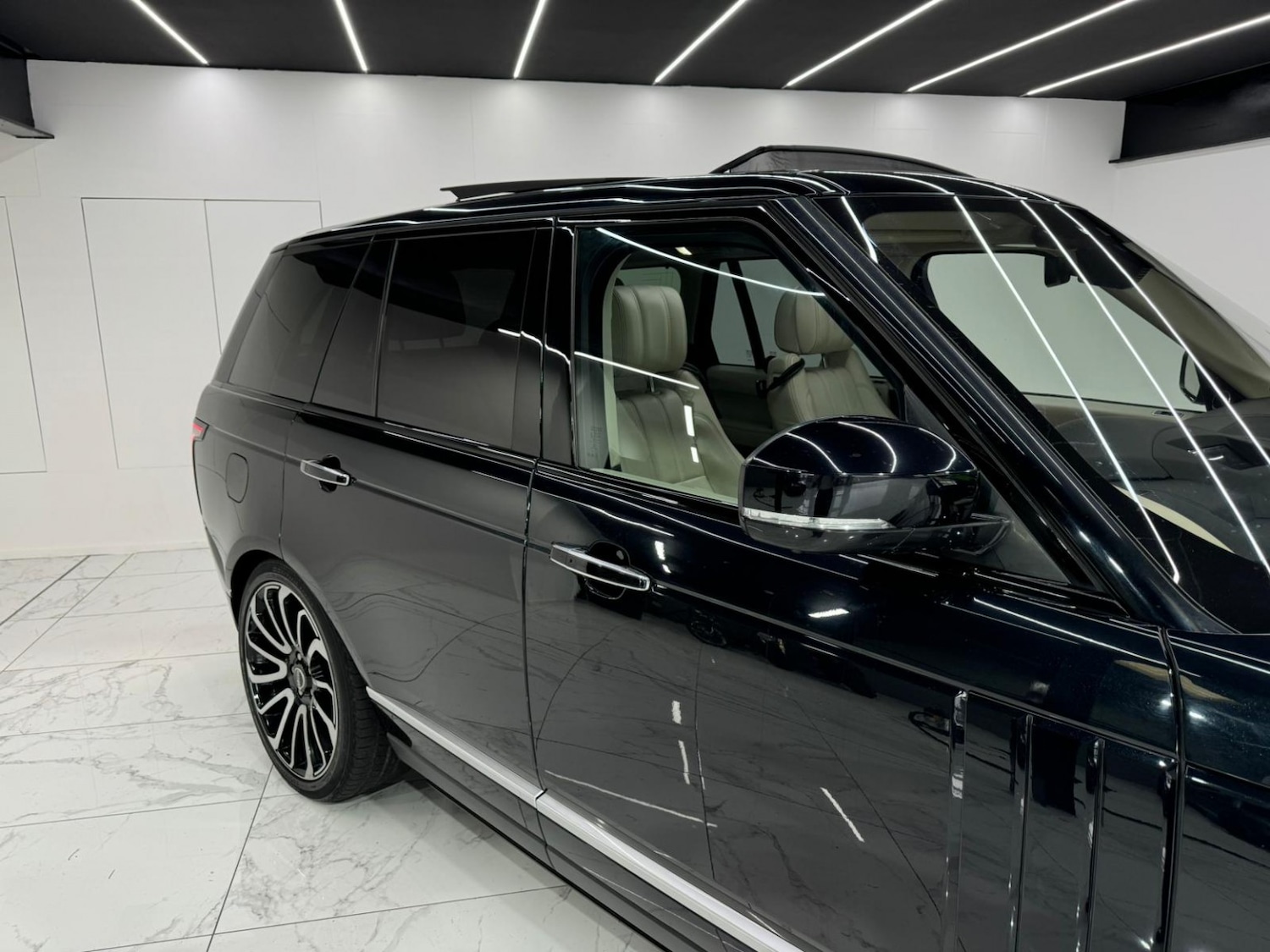 Used Land Rover Range Rover 2017 for sale - 77572818: Photo 23