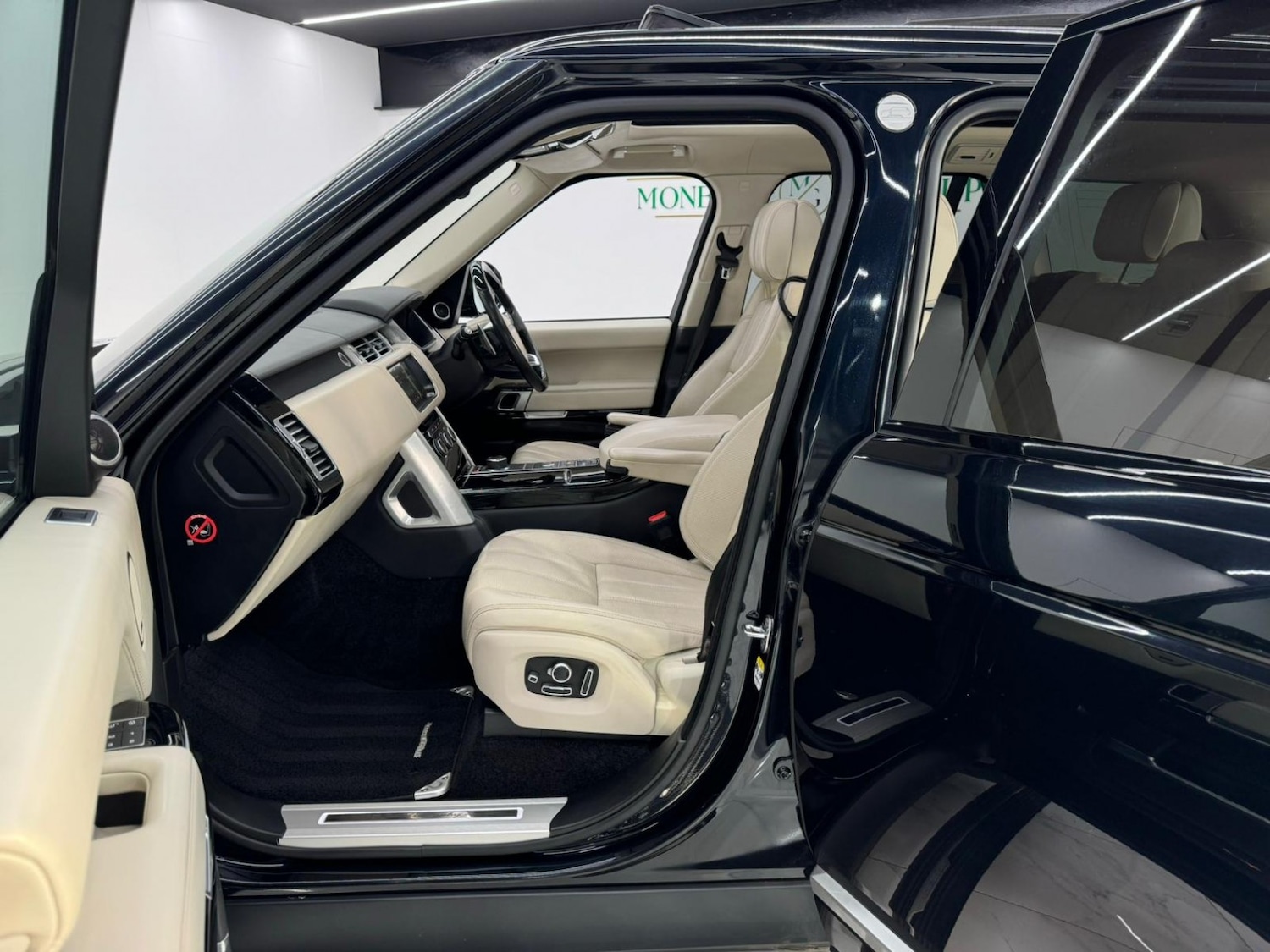 Used Land Rover Range Rover 2017 for sale - 77572818: Photo 33