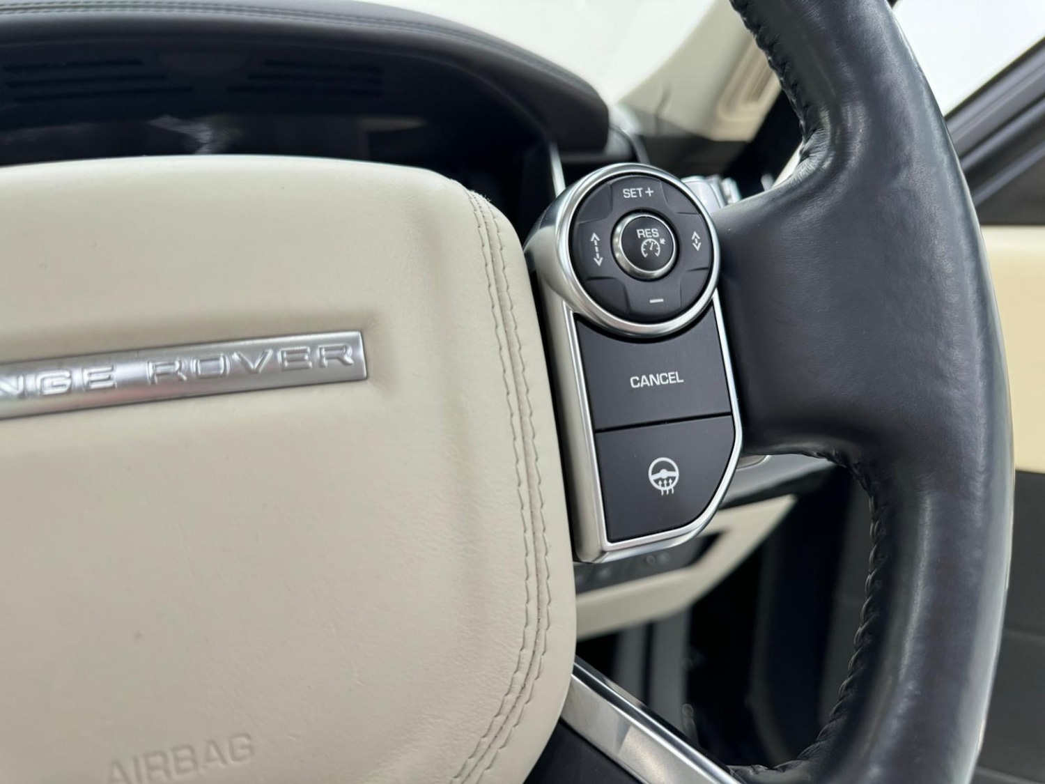 Used Land Rover Range Rover 2017 for sale - 77572818: Photo 40