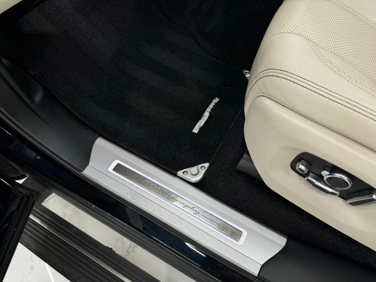 Used Land Rover Range Rover 2017 for sale - 77572818: Photo 54