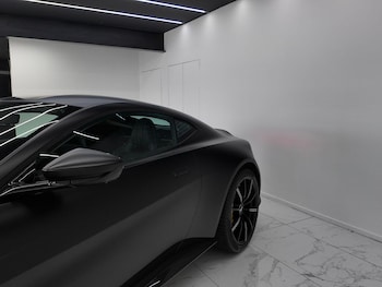 Used Aston Martin Vantage 2019 for sale - 75856281: Photo