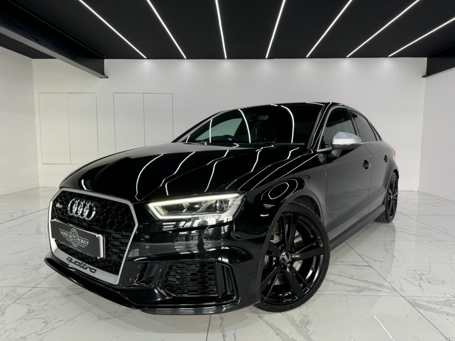 Used Audi RS3 2017 for sale - 77781807: Photo 2