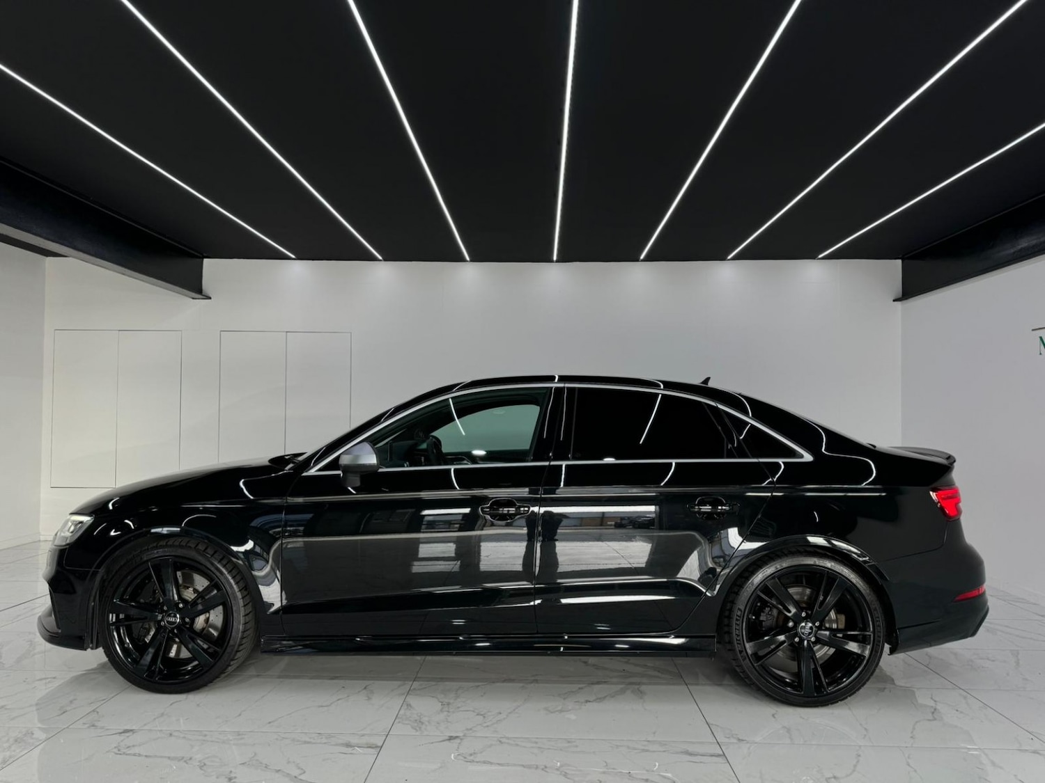 Used Audi RS3 2017 for sale - 77781807: Photo 3