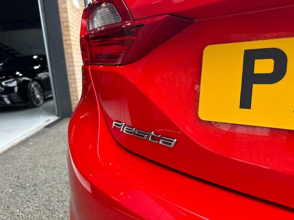 Used Ford Fiesta 2019 for sale - 76030761: Photo 5