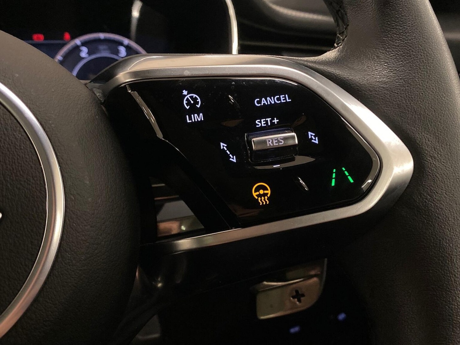 Used Jaguar F-Pace 2023 for sale - 77487639: Photo 26