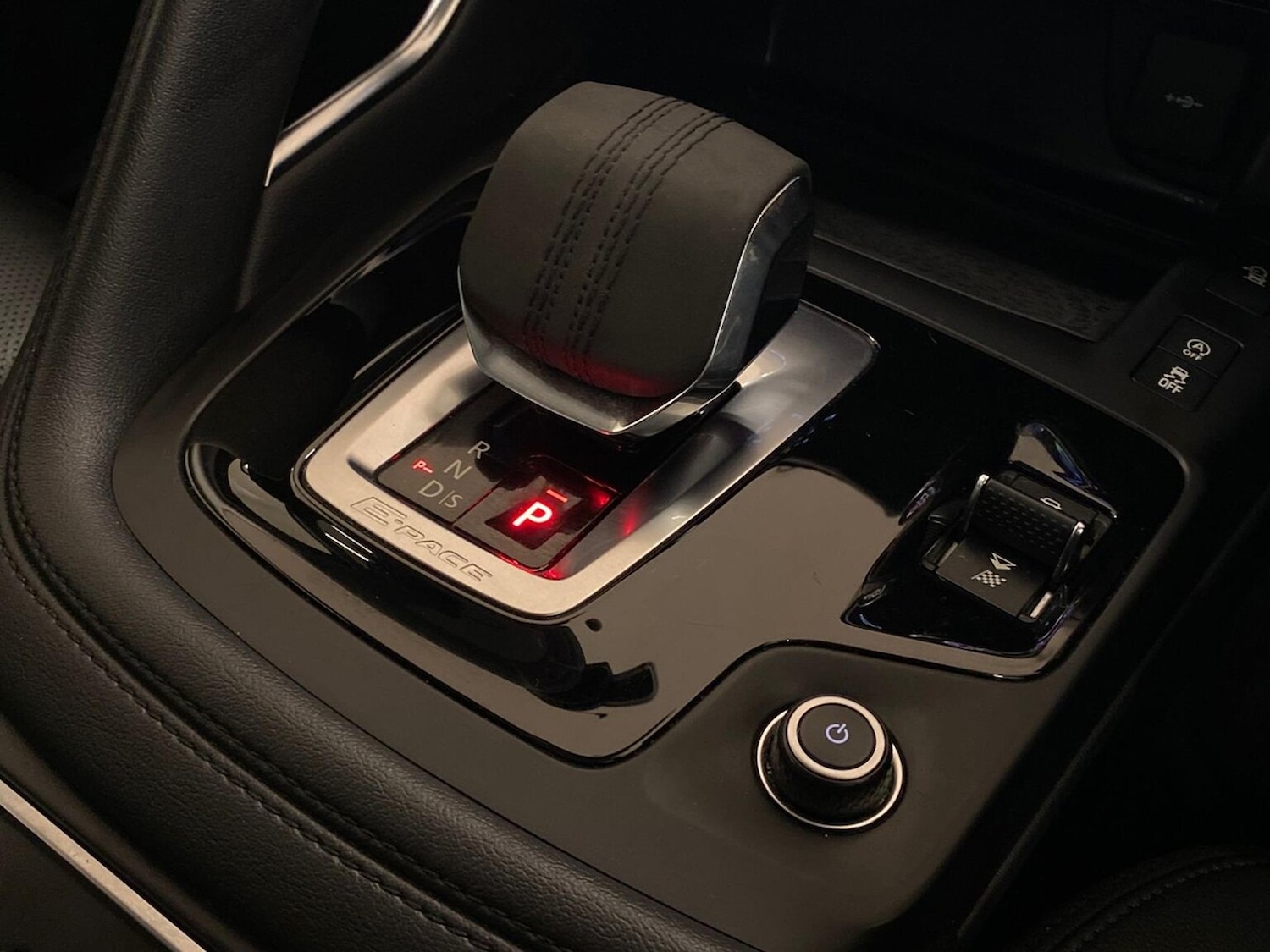 Used Jaguar E-Pace 2021 for sale - 76324625: Photo 13