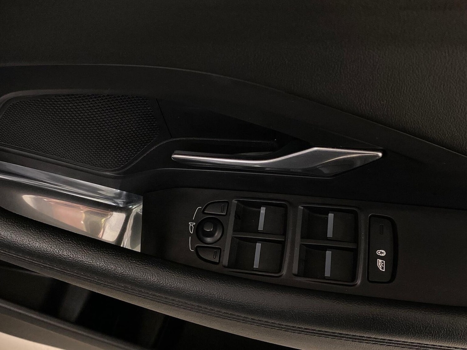 Used Jaguar E-Pace 2021 for sale - 76324625: Photo 30