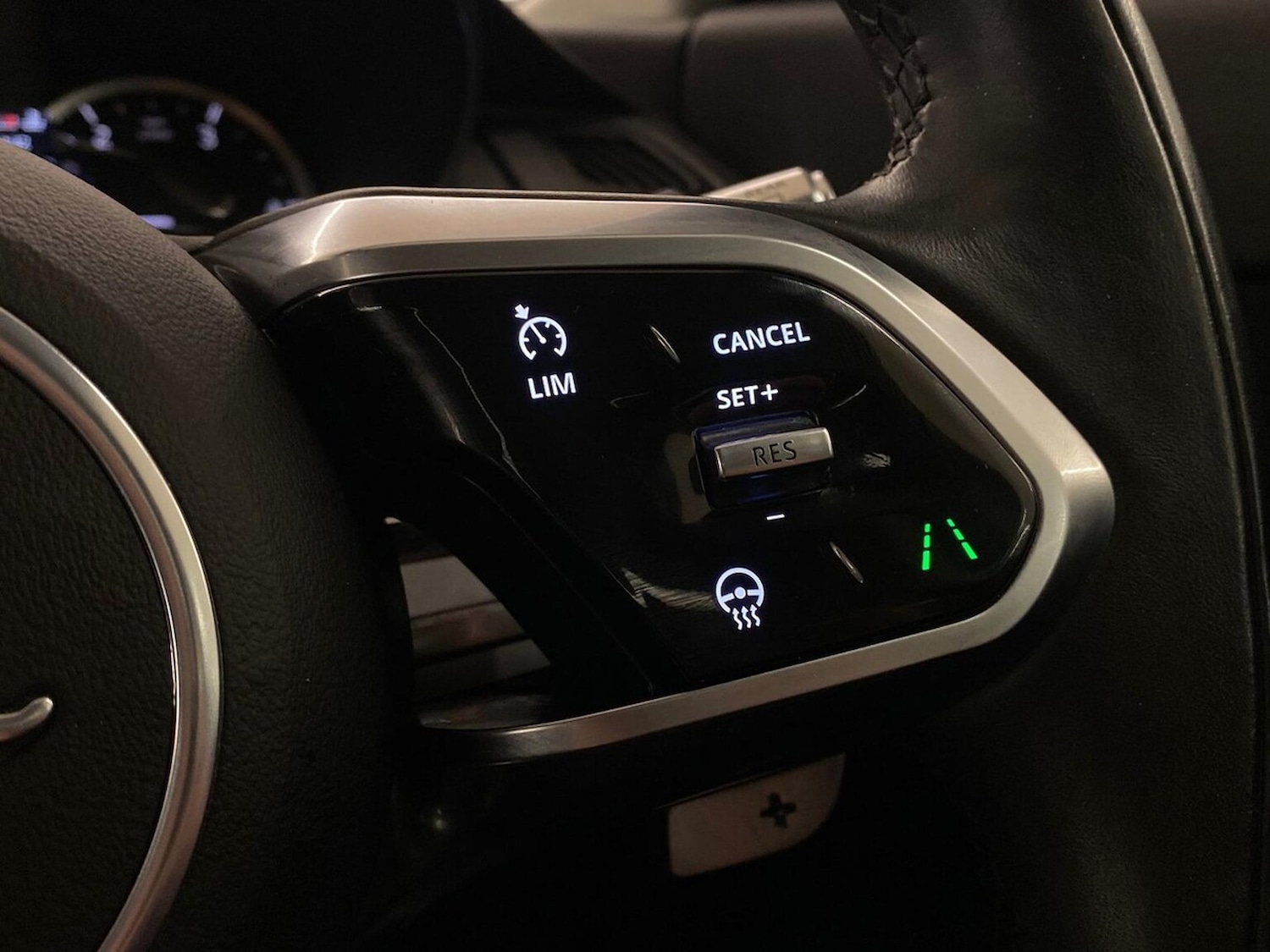 Used Jaguar E-Pace 2021 for sale - 76324625: Photo 31
