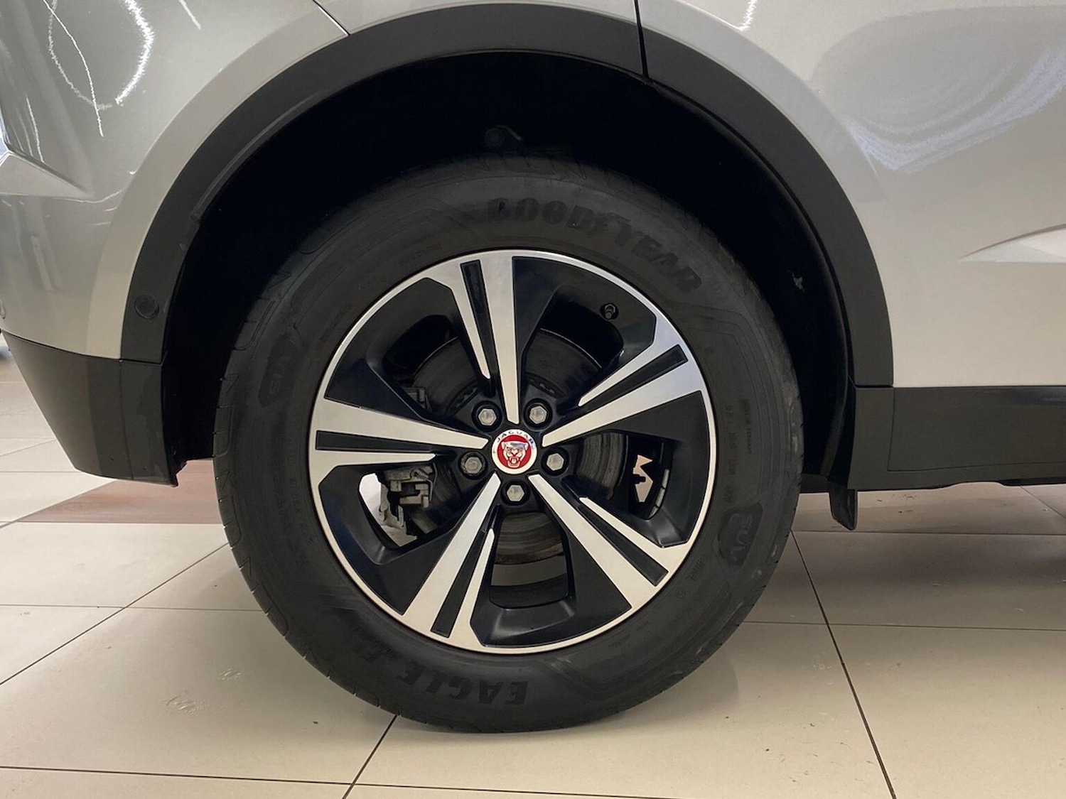Used Jaguar E-Pace 2021 for sale - 76324625: Photo 8