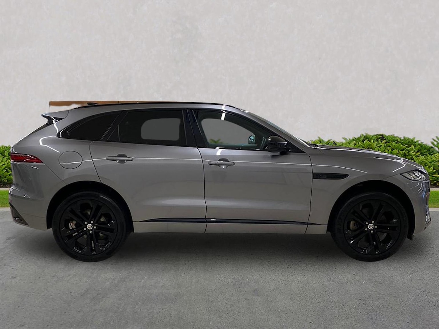 Used Jaguar F-Pace 2024 for sale - 76583249: Photo 5