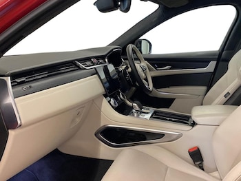 Used Jaguar F-Pace 2024 for sale - 75536695: Photo