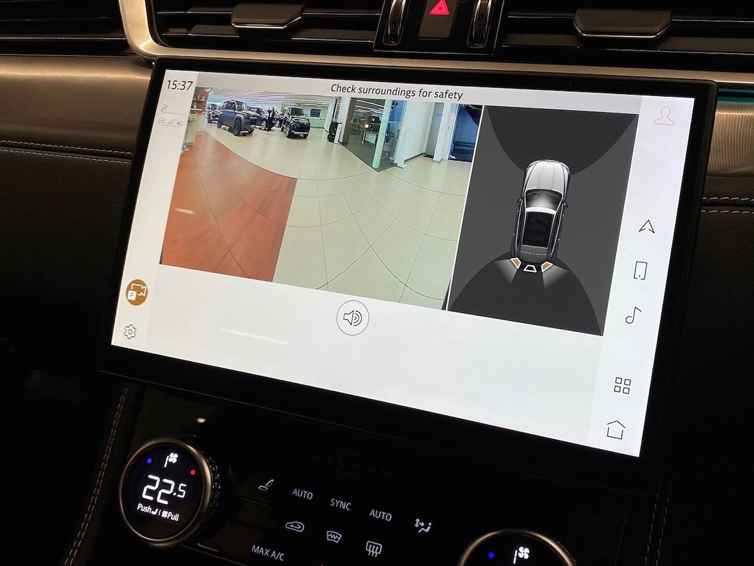 Used Jaguar F-Pace 2022 for sale - 76357877: Photo 12