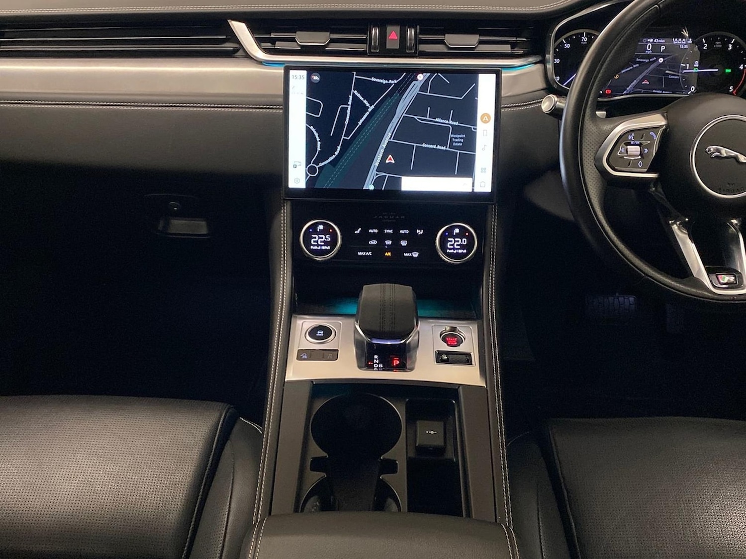 Used Jaguar F-Pace 2022 for sale - 76357877: Photo 14