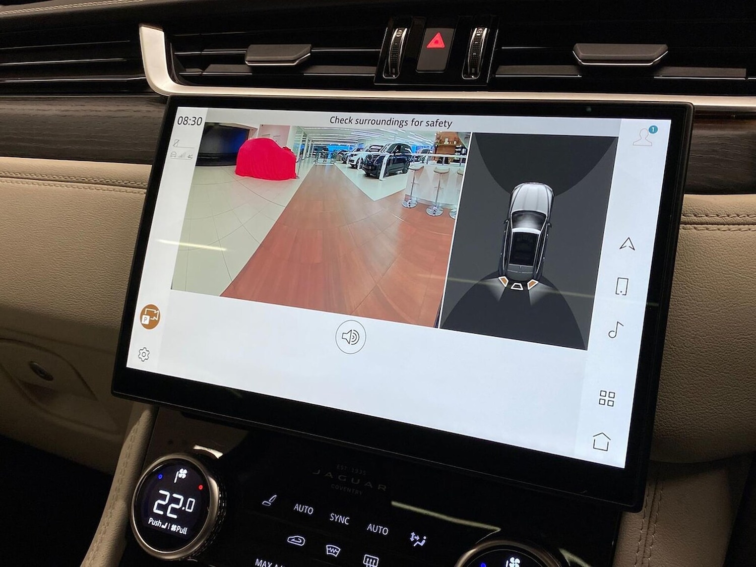 Used Jaguar F-Pace 2023 for sale - 77555315: Photo 12