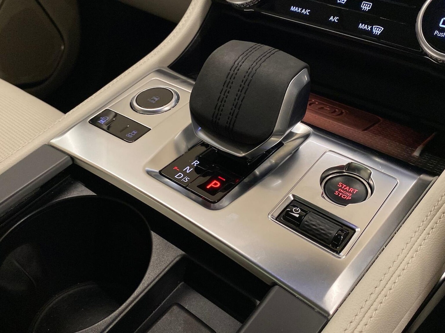 Used Jaguar F-Pace 2023 for sale - 77555315: Photo 13