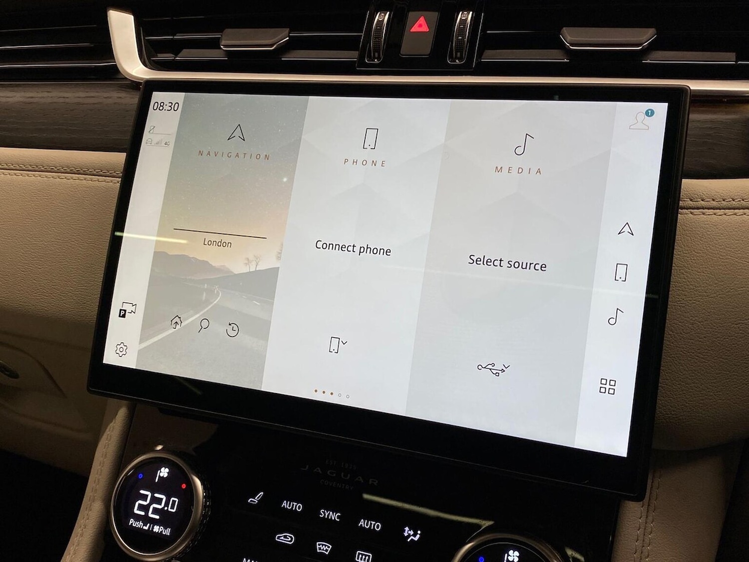 Used Jaguar F-Pace 2023 for sale - 77555315: Photo 31