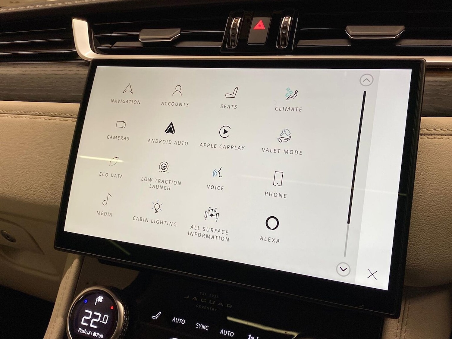 Used Jaguar F-Pace 2023 for sale - 77555315: Photo 32