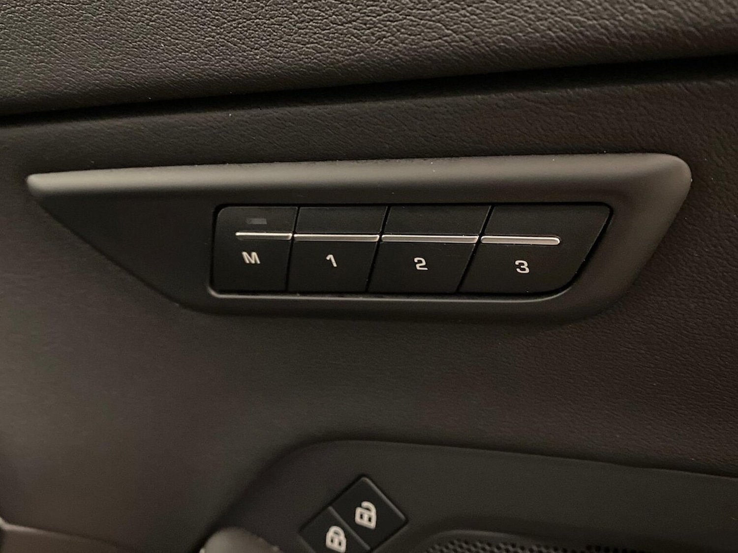 Used Jaguar E-Pace 2021 for sale - 77487653: Photo 30